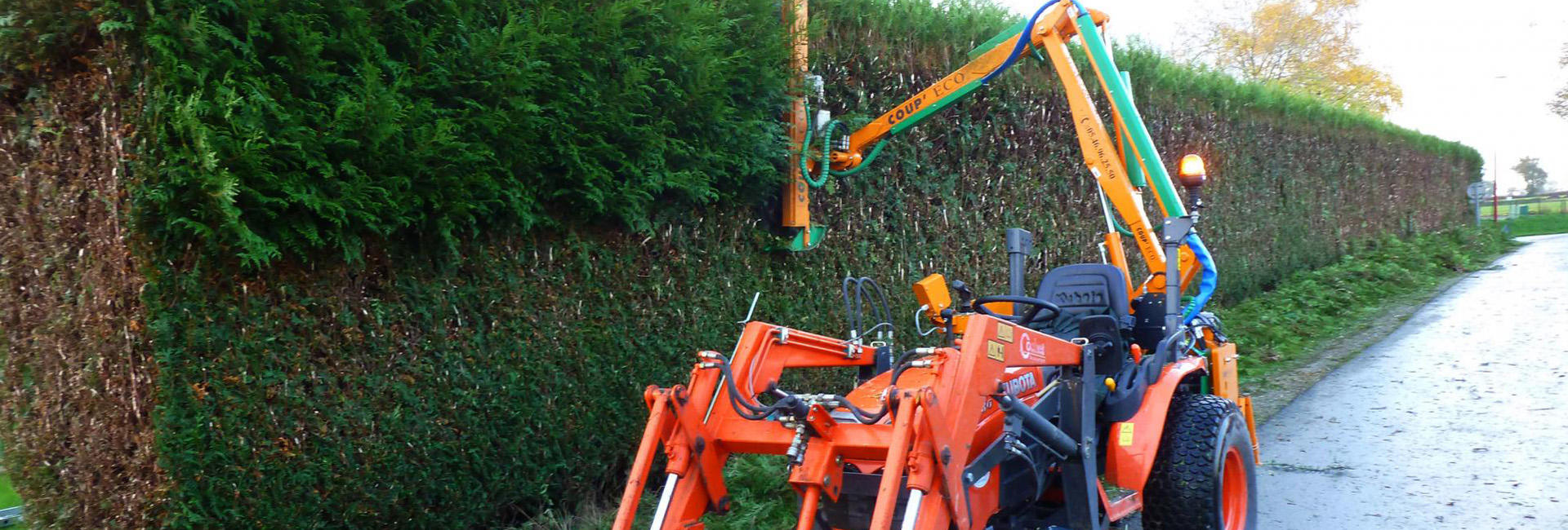 Taille de haie mécanisée à Condé-en-Normandie